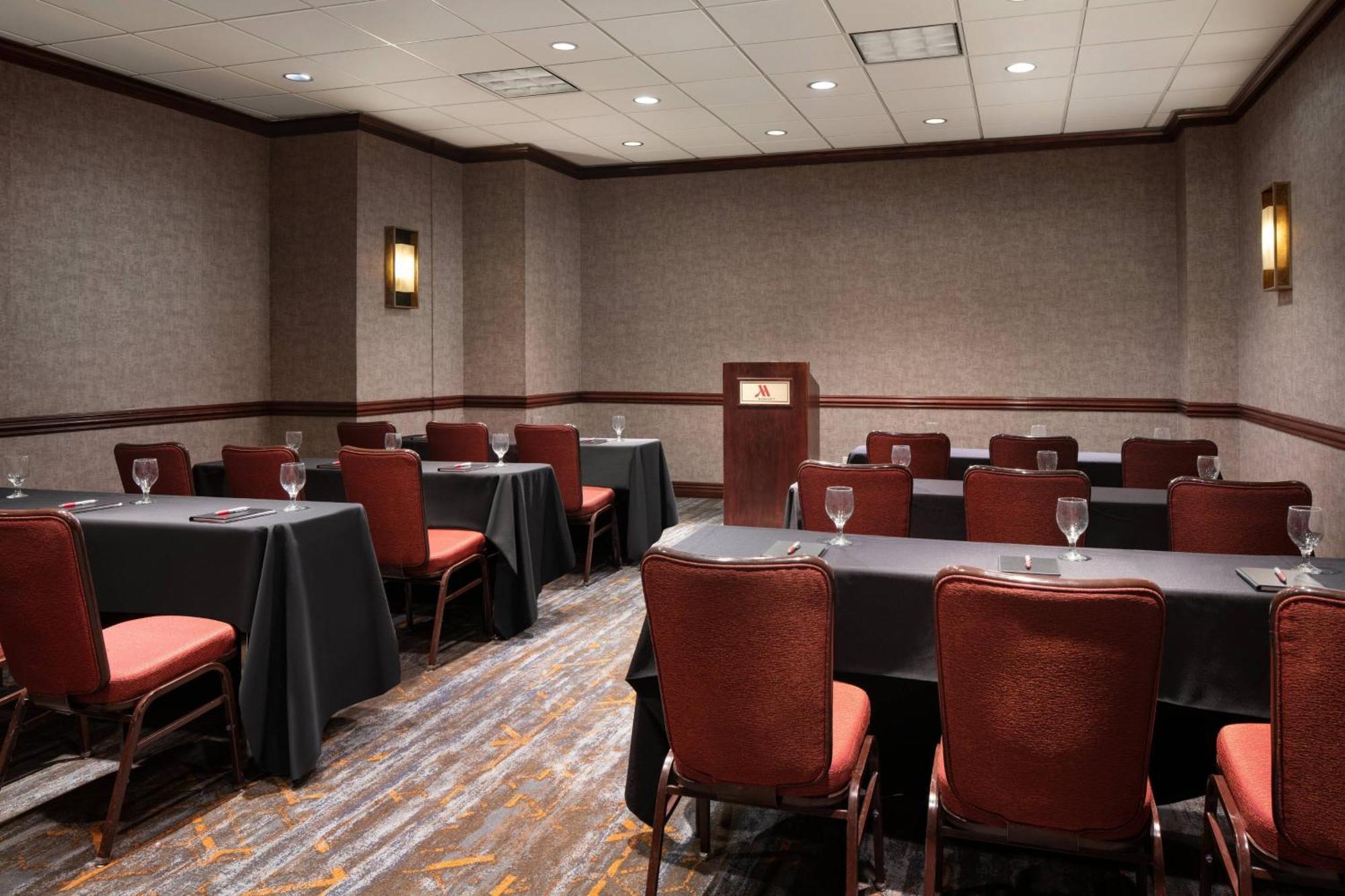 Marriott Riverside At The Convention Center Luaran gambar