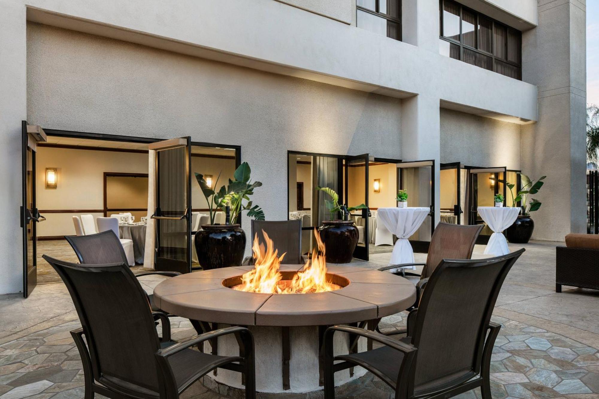 Marriott Riverside At The Convention Center Luaran gambar